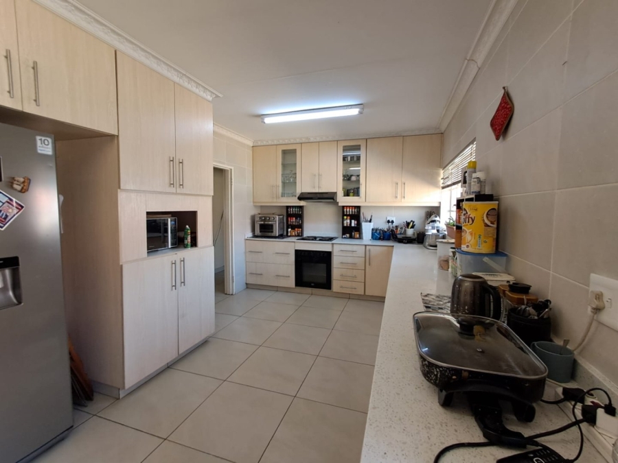 4 Bedroom Property for Sale in Vaalpark Free State